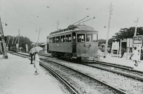 写真：舞子の電車